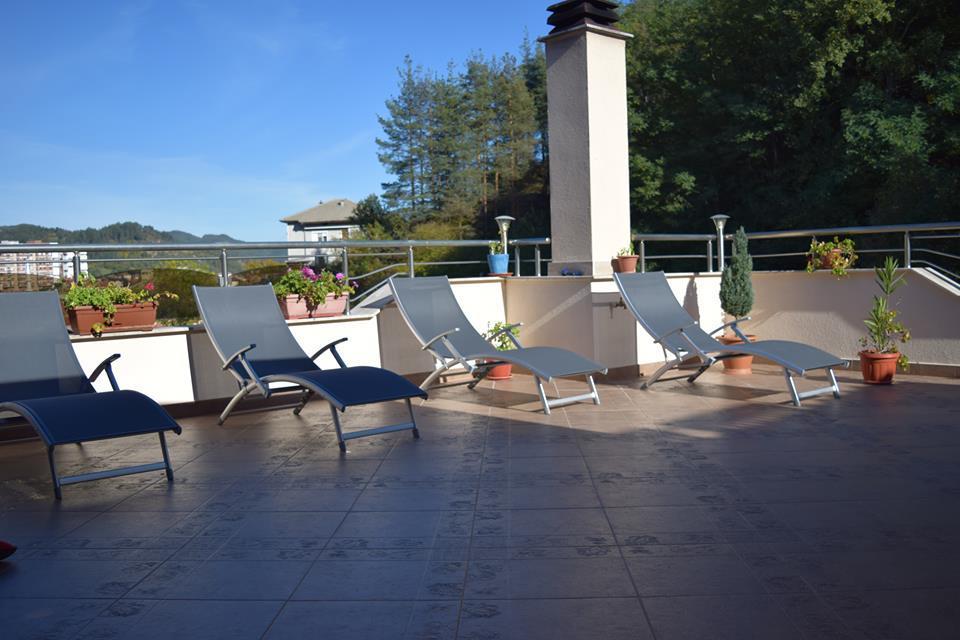 Guest Rooms Profirov Zlatograd Esterno foto