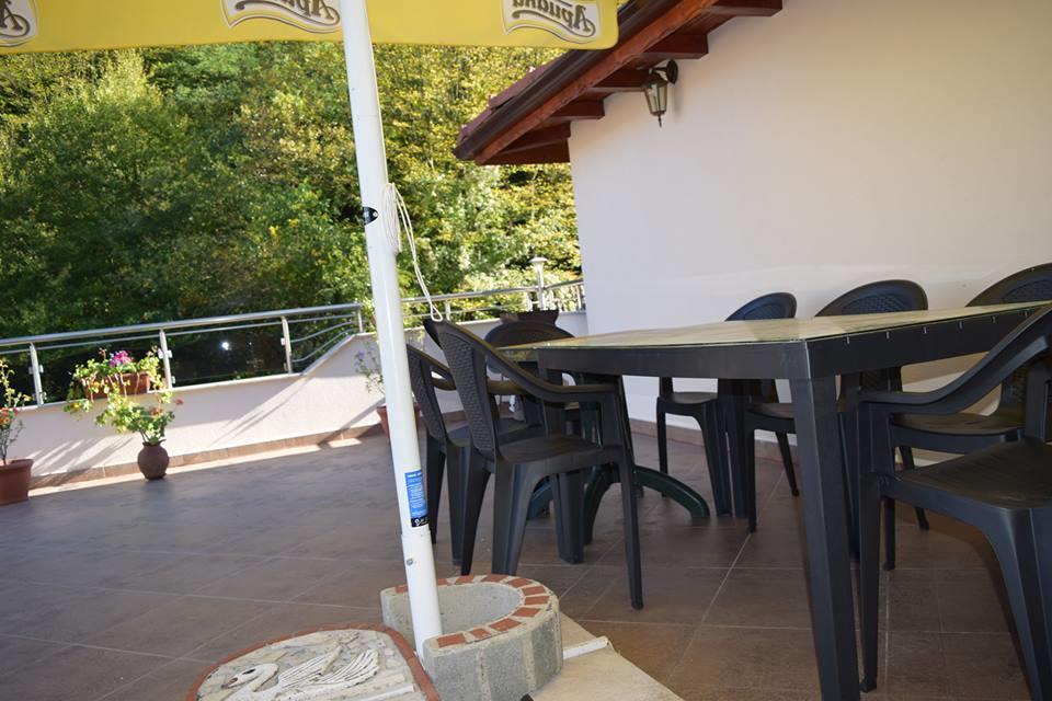 Guest Rooms Profirov Zlatograd Esterno foto